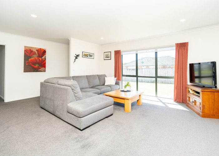 at 14 Caulfield Place, Nawton, Hamilton