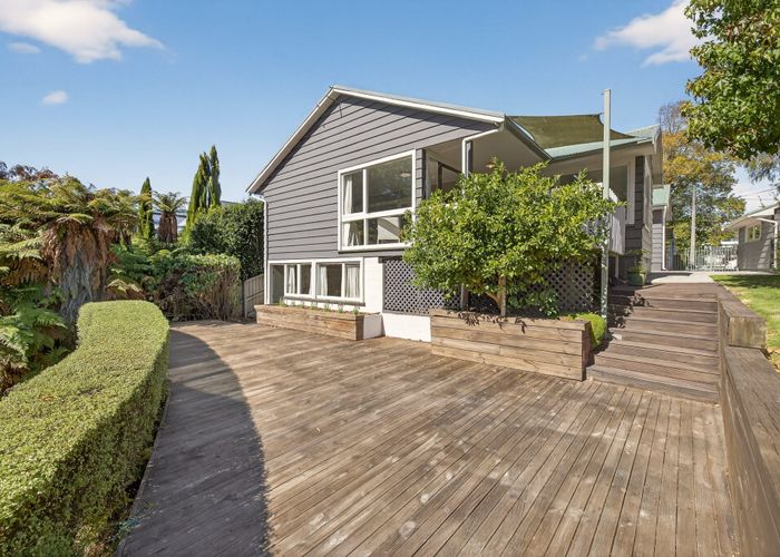  at 19 Athol Terrace, Upper Riccarton, Christchurch City, Canterbury
