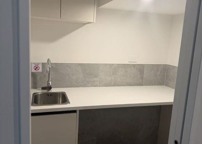  at 35 Taipahitini Road, Rosehill, Papakura