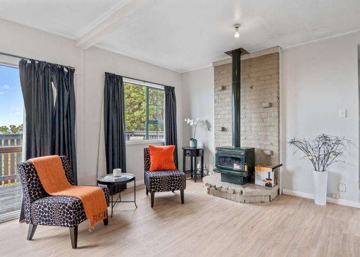  at 24 Bennett Road, Ocean View, Dunedin
