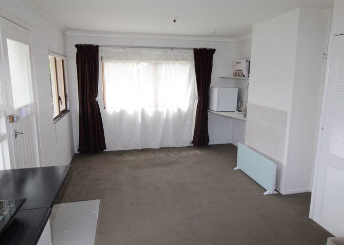  at 232A Birkdale Rd, Birkdale, North Shore City, Auckland