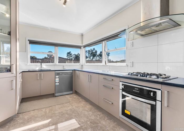  at 108 Grande Vue Road, Hillpark, Auckland