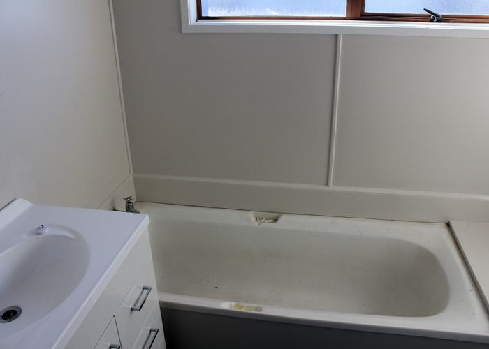  at 37 Catkin Crescent, Papatoetoe, Manukau City, Auckland