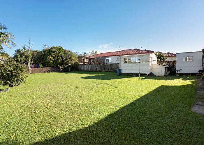  at 89 View Road, Henderson, Waitakere City, Auckland