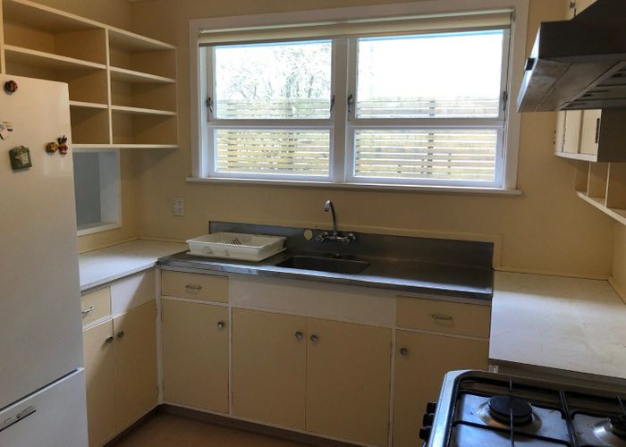  at 87 Hazlewood Avenue, Karori, Wellington