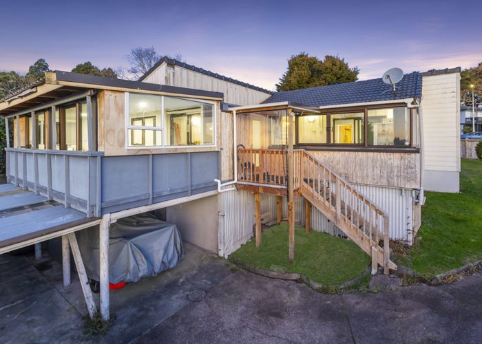  at 46 Banyan Drive, Totara Heights, Manukau City, Auckland