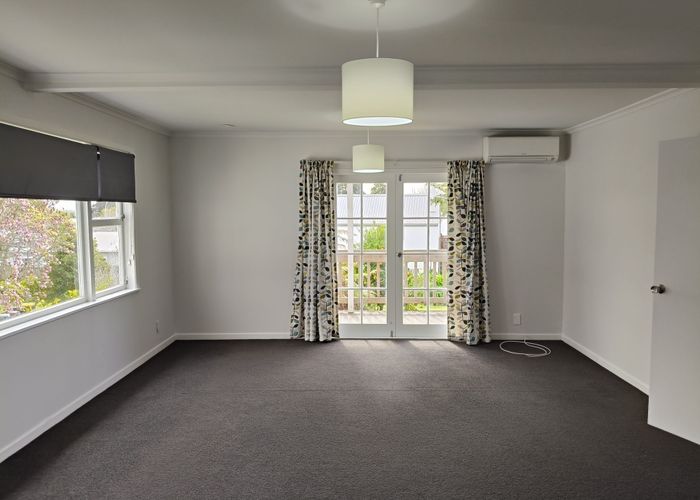  at 2/32 woodward, Mount Albert, Auckland City, Auckland