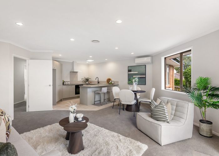  at 5 Sunvista Avenue, Oteha, North Shore City, Auckland