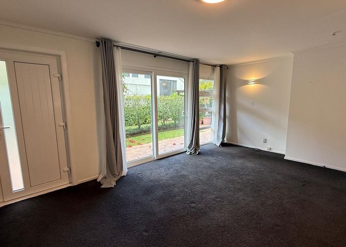  at 1/10 Blomfield Spa, Takapuna, Auckland