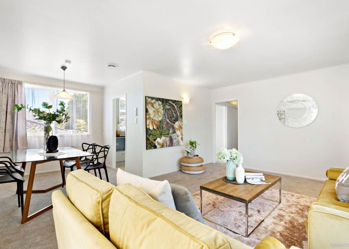  at 3/22 Merton Avenue, Glenfield, Auckland