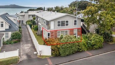  at 1/221 Hurstmere Road, Takapuna, Auckland