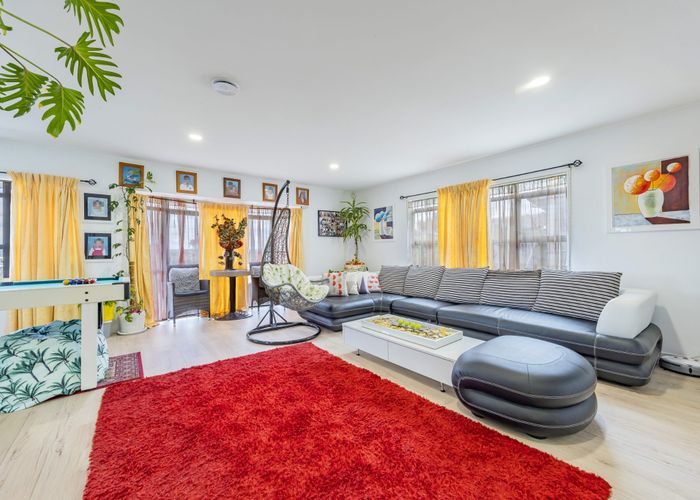  at 21 Tyrico Close, Unsworth Heights, North Shore City, Auckland