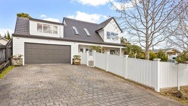  at 8 Picasso Drive, West Harbour, Auckland