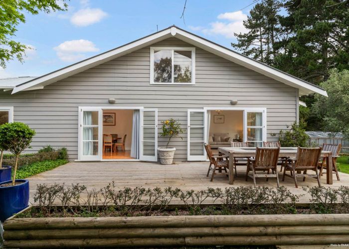  at 3 Beaver Road East, Bombay, Franklin, Auckland