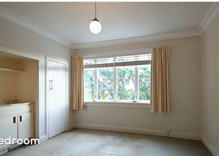  at 28 Ngapipi Road, Orakei, Auckland City, Auckland