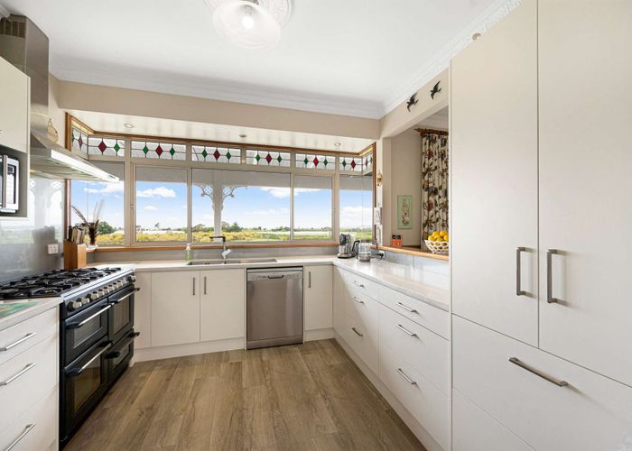  at 801 Main North Road, Bay View, Napier