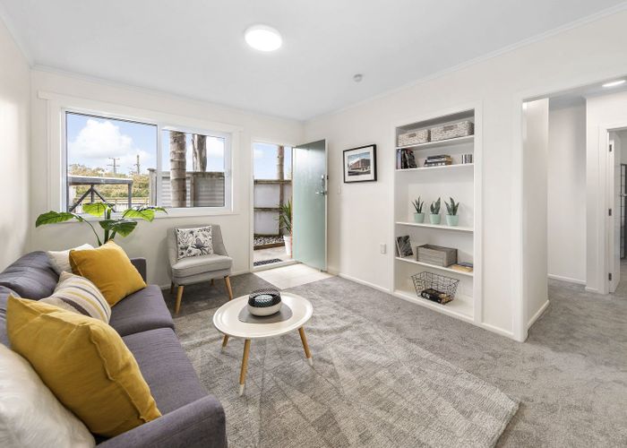  at 2/56 Linwood Avenue, Mount Albert, Auckland City, Auckland