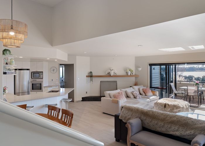  at 8 Lorrigan Way, Welcome Bay, Tauranga, Bay Of Plenty