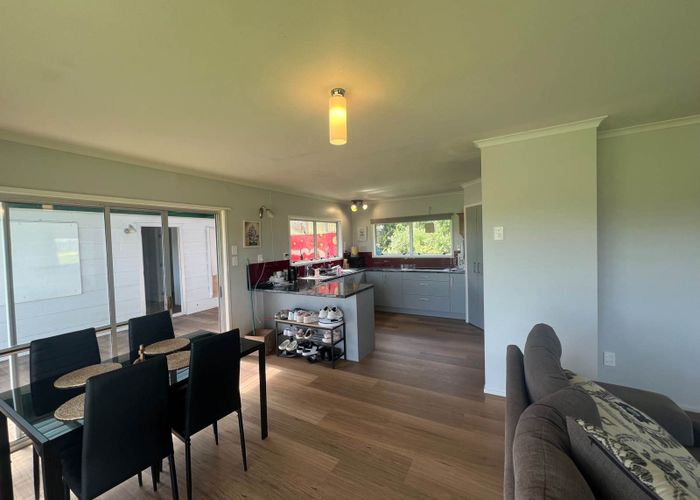  at 12 Beach Road, Waiuku
