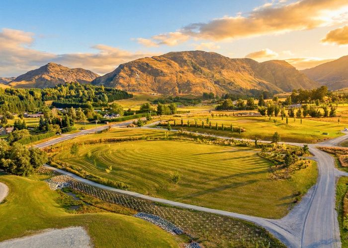  at 16 Station Rise, Dalefield, Queenstown-Lakes, Otago