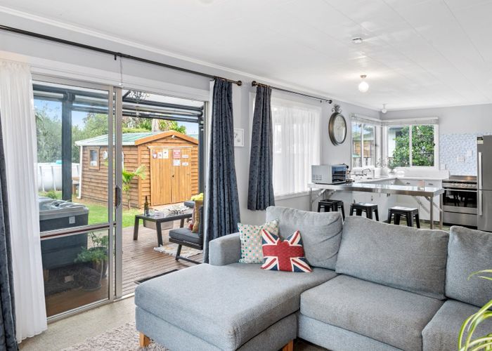  at 27 Beachlands Road, Beachlands, Auckland