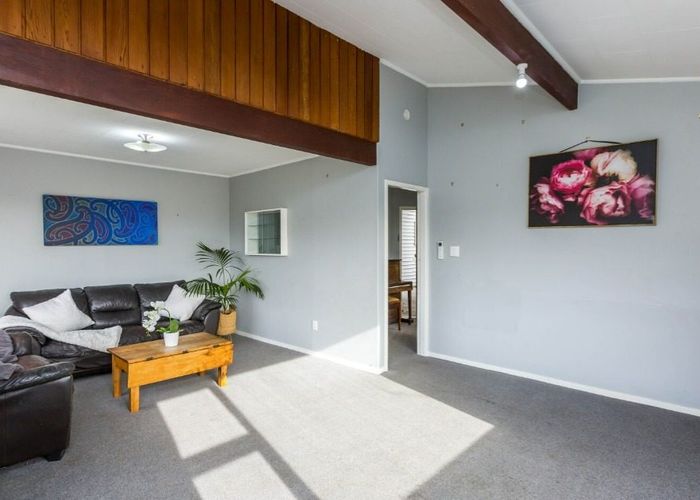  at 15 Holborn Drive, Stokes Valley, Lower Hutt, Wellington