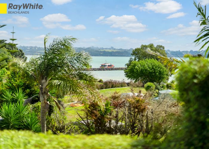  at 24 Toomer Place, Beachlands, Auckland