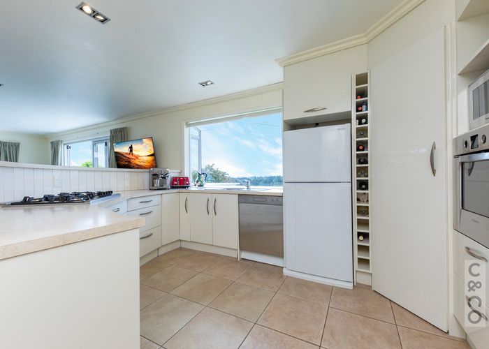  at 286 Amreins Road, Henderson