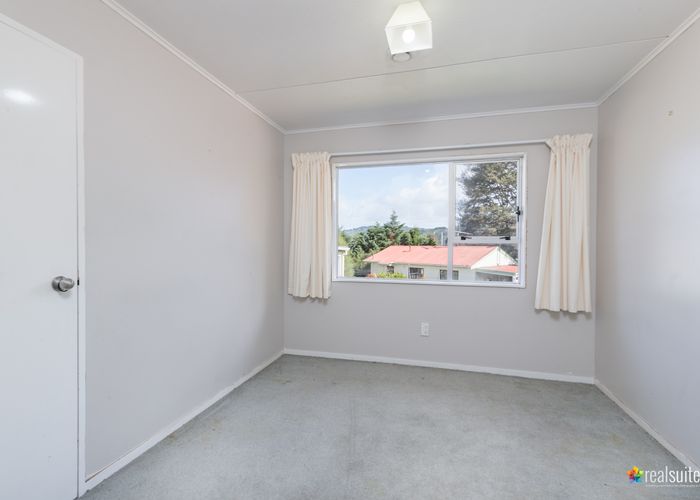  at 21 Oaklands Grove, Clouston Park, Upper Hutt