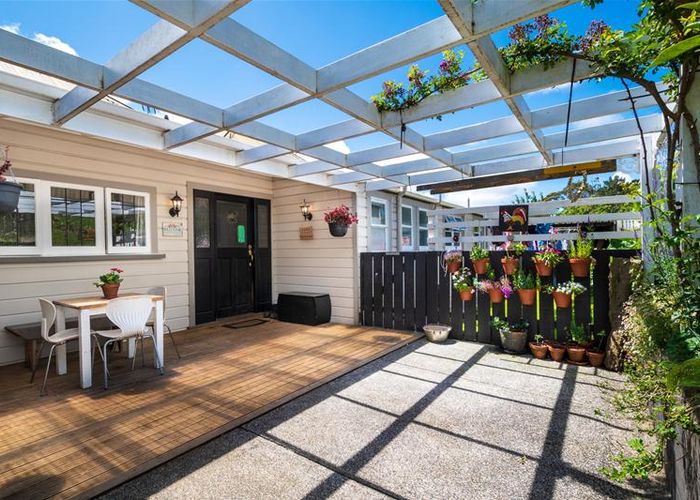  at 12 Mildon Road, Waitākere, Auckland
