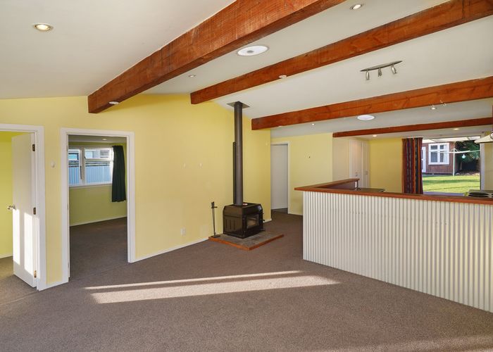  at 13 Stalkers Road, Woodend Beach, Woodend