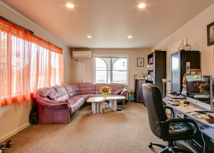  at 21 Bowling Road, Greenmeadows, Napier