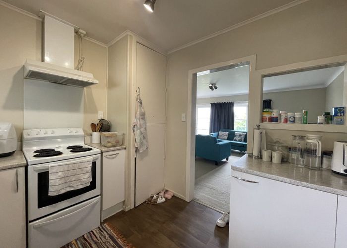  at 8/11 Kings Road, Panmure, Auckland City, Auckland