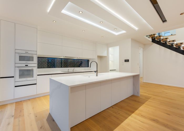  at 34 Kumukumu Road, Long Bay, North Shore City, Auckland