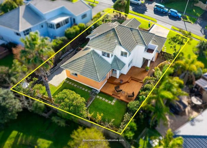  at 29 Caversham Drive, Torbay, North Shore City, Auckland