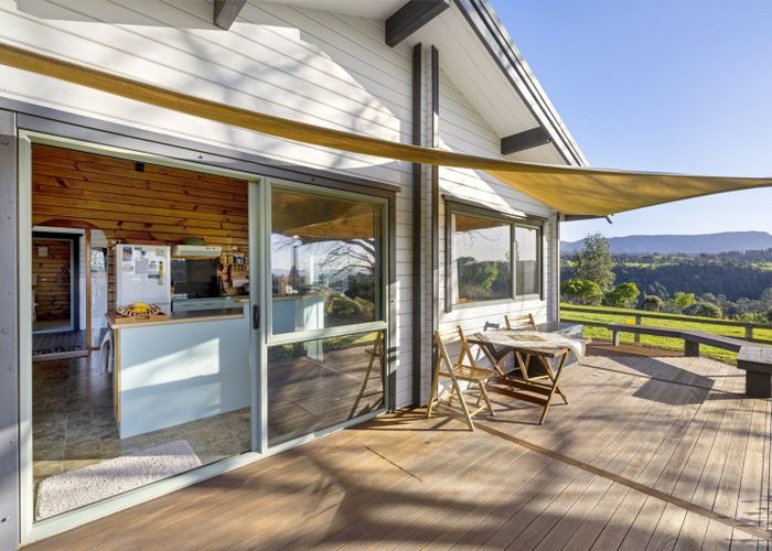  at 386 Wainui Road, WHAKAMARAMA, KATIKATI