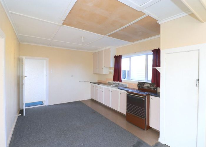  at 81 Ross Street, Grasmere, Invercargill