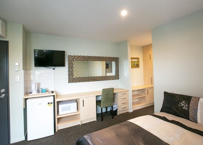  at 5 Wharenui Road, Upper Riccarton, Christchurch City, Canterbury
