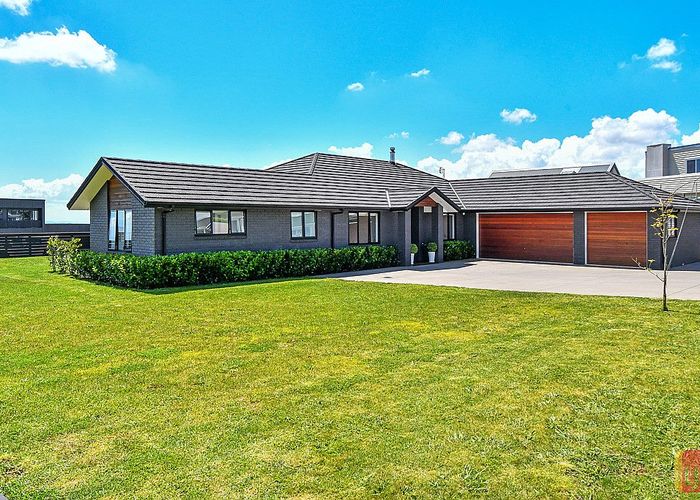  at 6 Calcutta Road, Pukekohe