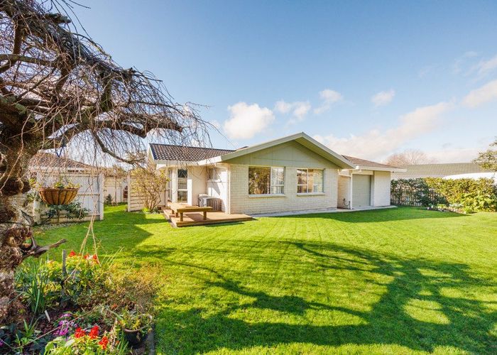  at 52 Carter Crescent, Awapuni, Palmerston North, Manawatu / Whanganui