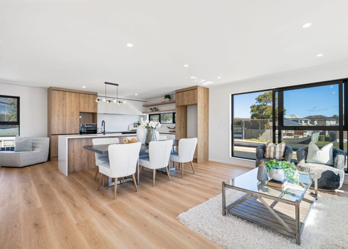  at 127A&127B Te Atatu Road, Te Atatu South, Waitakere City, Auckland