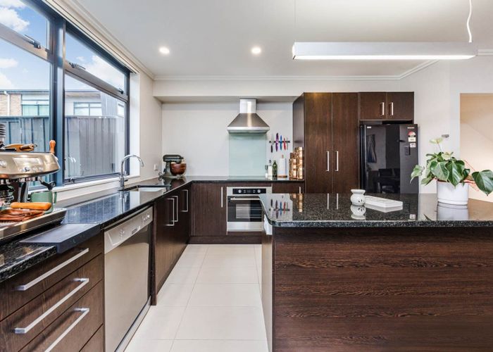  at 21/182 Flat Bush School Road, Flat Bush, Manukau City, Auckland