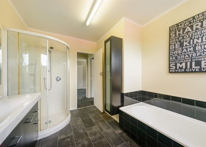  at 36 Wanganui Road, Marton