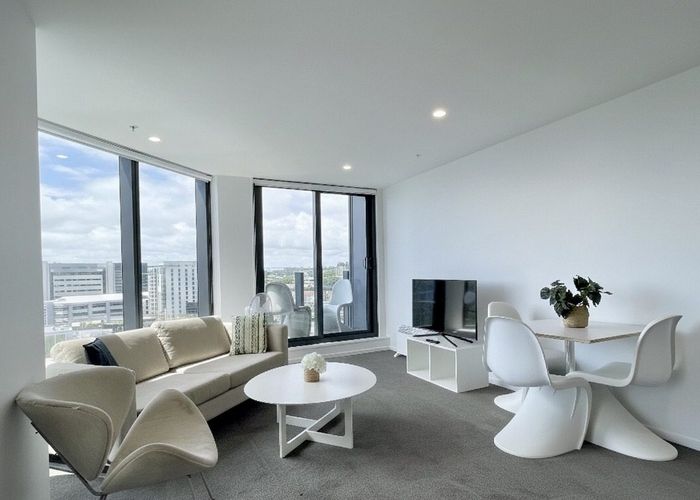  at 1002/18 St Martins Lane, Grafton, Auckland