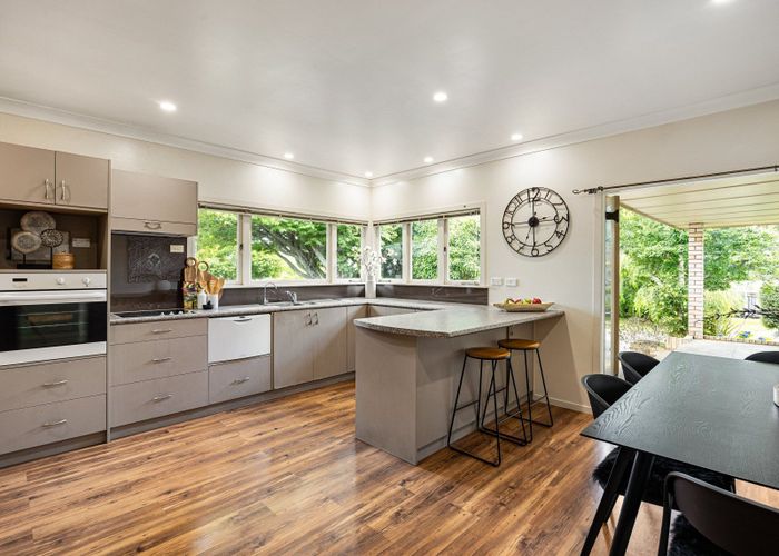  at 946 River Road, Queenwood, Hamilton