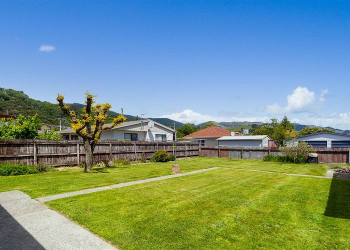  at 32 Ranui Road, Stoke, Nelson, Nelson / Tasman