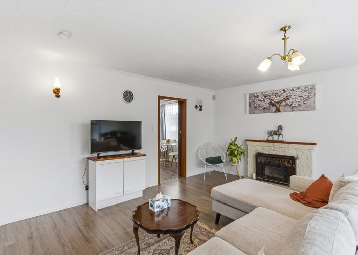  at 49 Walton Road, Paraparaumu Beach, Kapiti Coast, Wellington