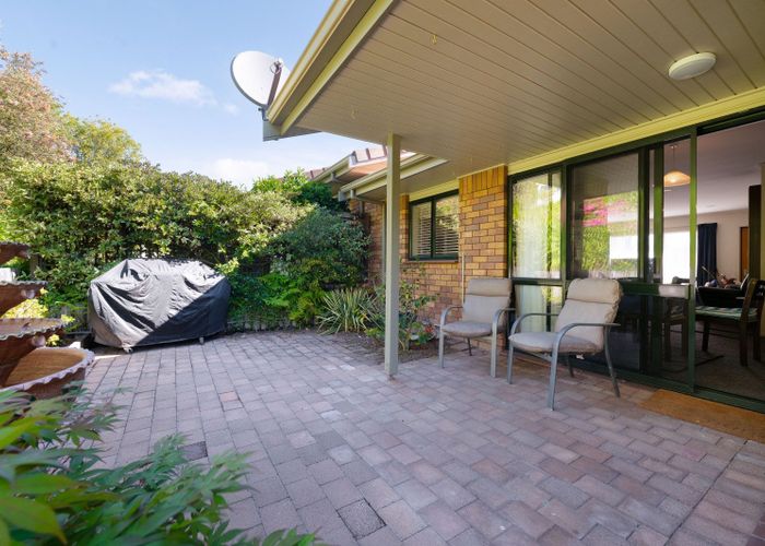  at 21 Kendall Place, Flagstaff, Hamilton
