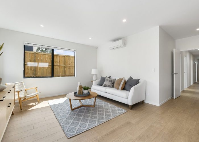  at 3 Kakahi Road, Beachlands, Manukau City, Auckland