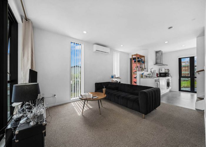  at 17/10 Silver Moon Road, Albany Heights, Rodney, Auckland